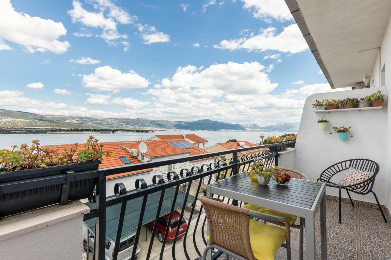 Apartments Rogulj Trogir Exterior foto