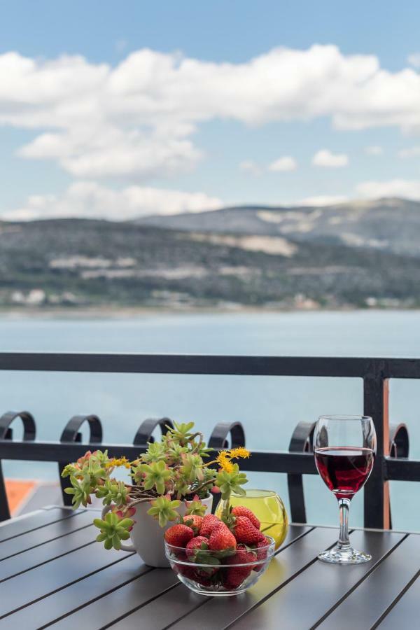 Apartments Rogulj Trogir Exterior foto