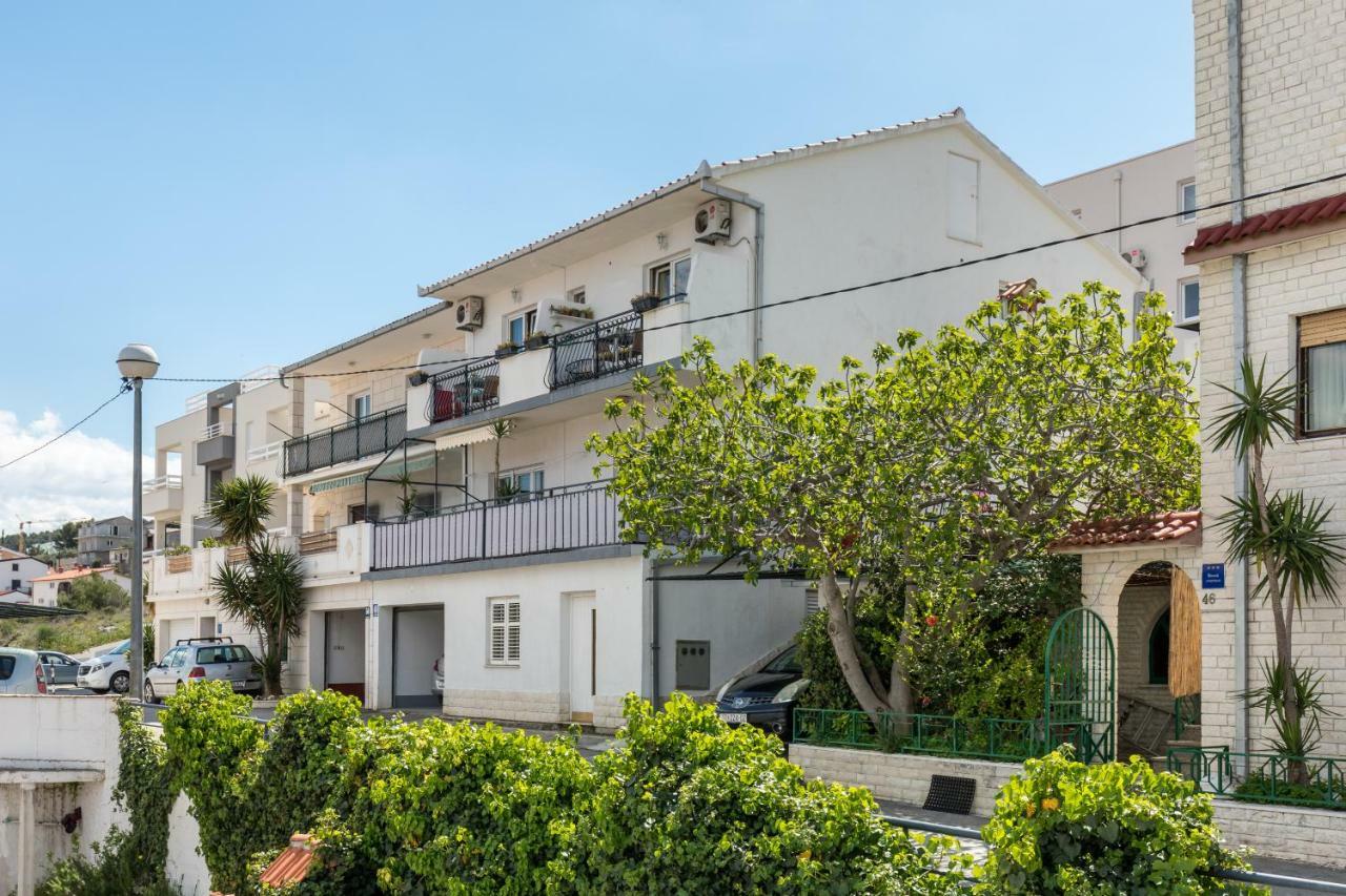 Apartments Rogulj Trogir Exterior foto